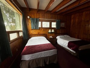Unclassified image, 2 of 7, button - Cozy 1BR hotel room, Hamilton - #339 Dekonawada (Hamilton)
