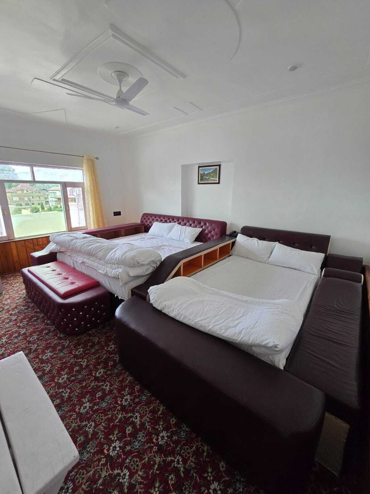 Family Room | Desk, laptop workspace, rollaway beds, free WiFi