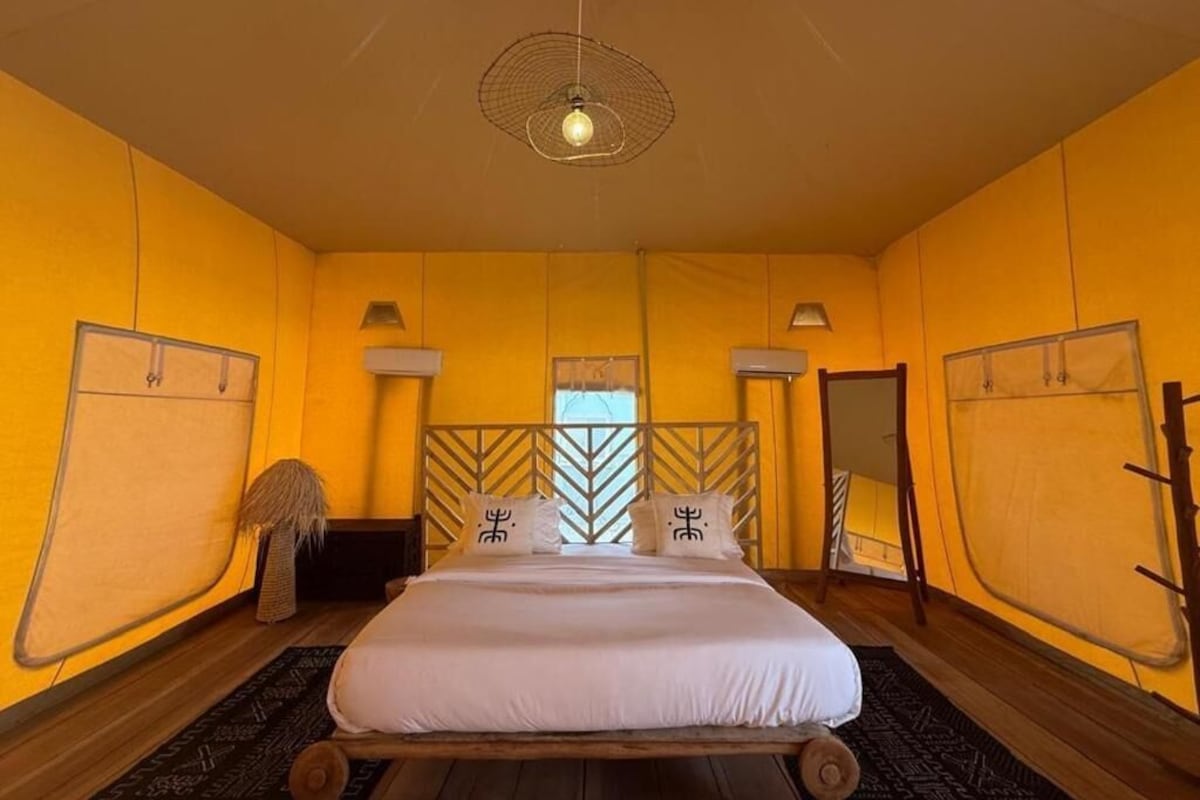 Suite, Balcony, Desert view | Free WiFi