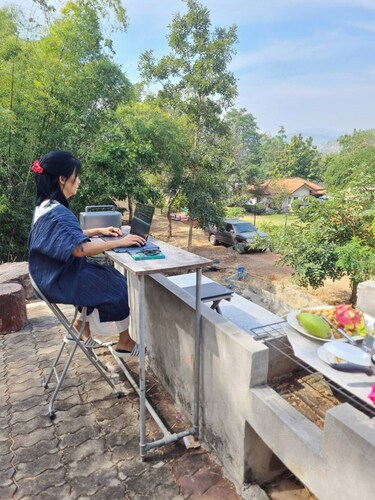 Mountain Front Family Home Big Balcony For 4 Rare Birds, Bikes