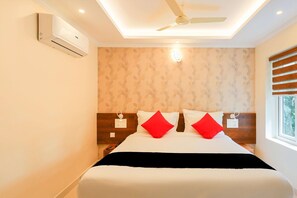 Ảnh chưa phân loại, 2 trong số 23 ảnh, nút