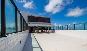 Outdoor dining - Studio in Condo. w/ Pool and City View Bcm0403 (Recife)