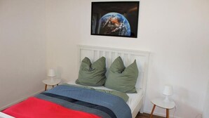 3 bedrooms, WiFi, bed sheets - Large vacation rental for groups and families with 3 bedrooms. Pet-friendly! (Erfurt)
