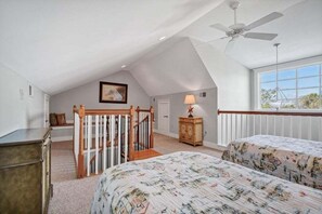 Room - Beach Bums | Elevator | Multi-Level Porches | Easy Beach Access | Sleeps 10 | No Pets (Edisto Beach)