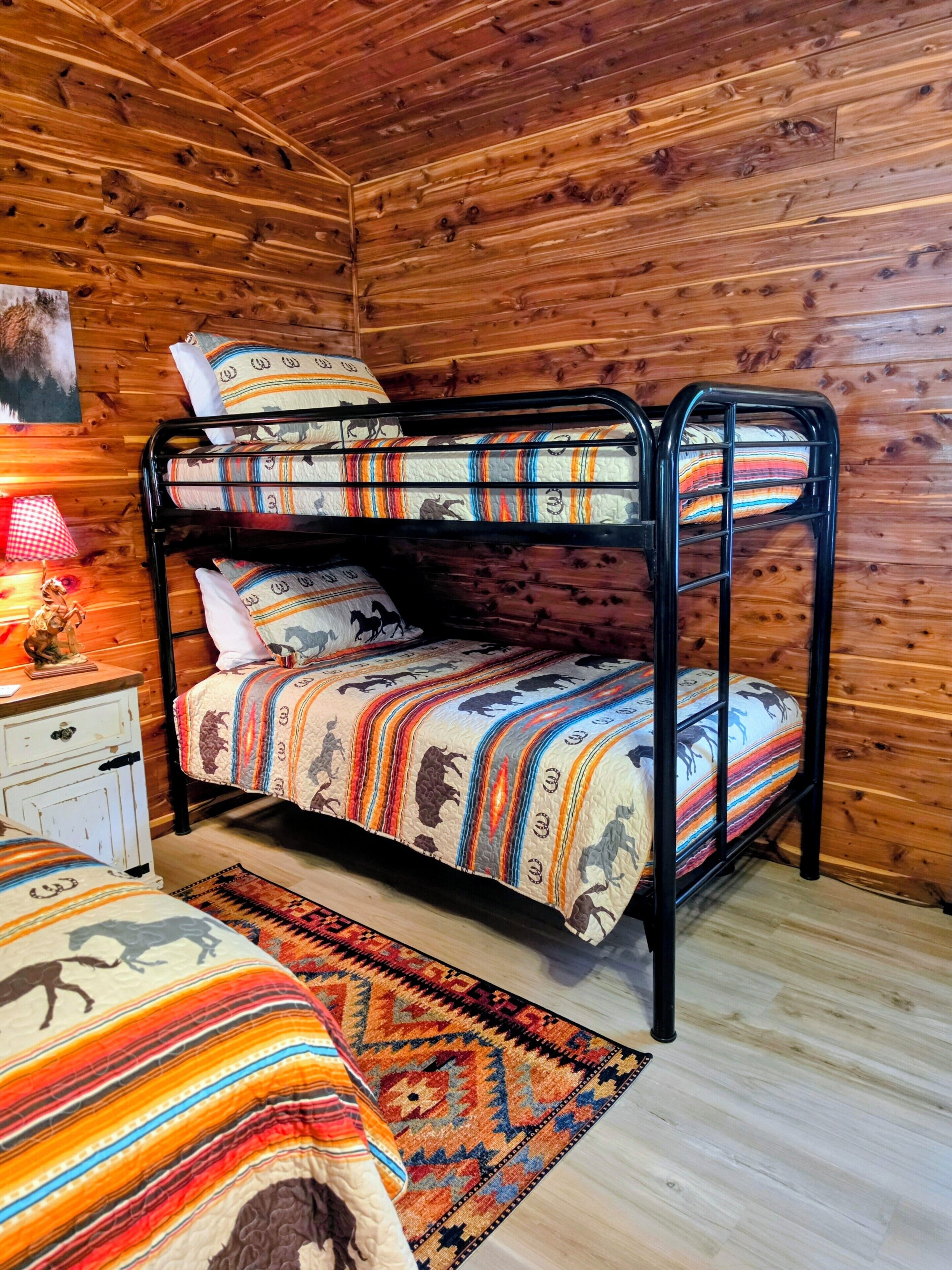 1 bedroom, iron/ironing board, WiFi (free), bed sheets