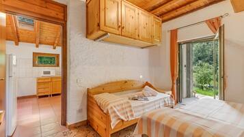 2 bedrooms