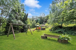 Family Chalet, 2 Bedrooms, 2 Bathrooms (Chalet La Gigliola) | Children’s area