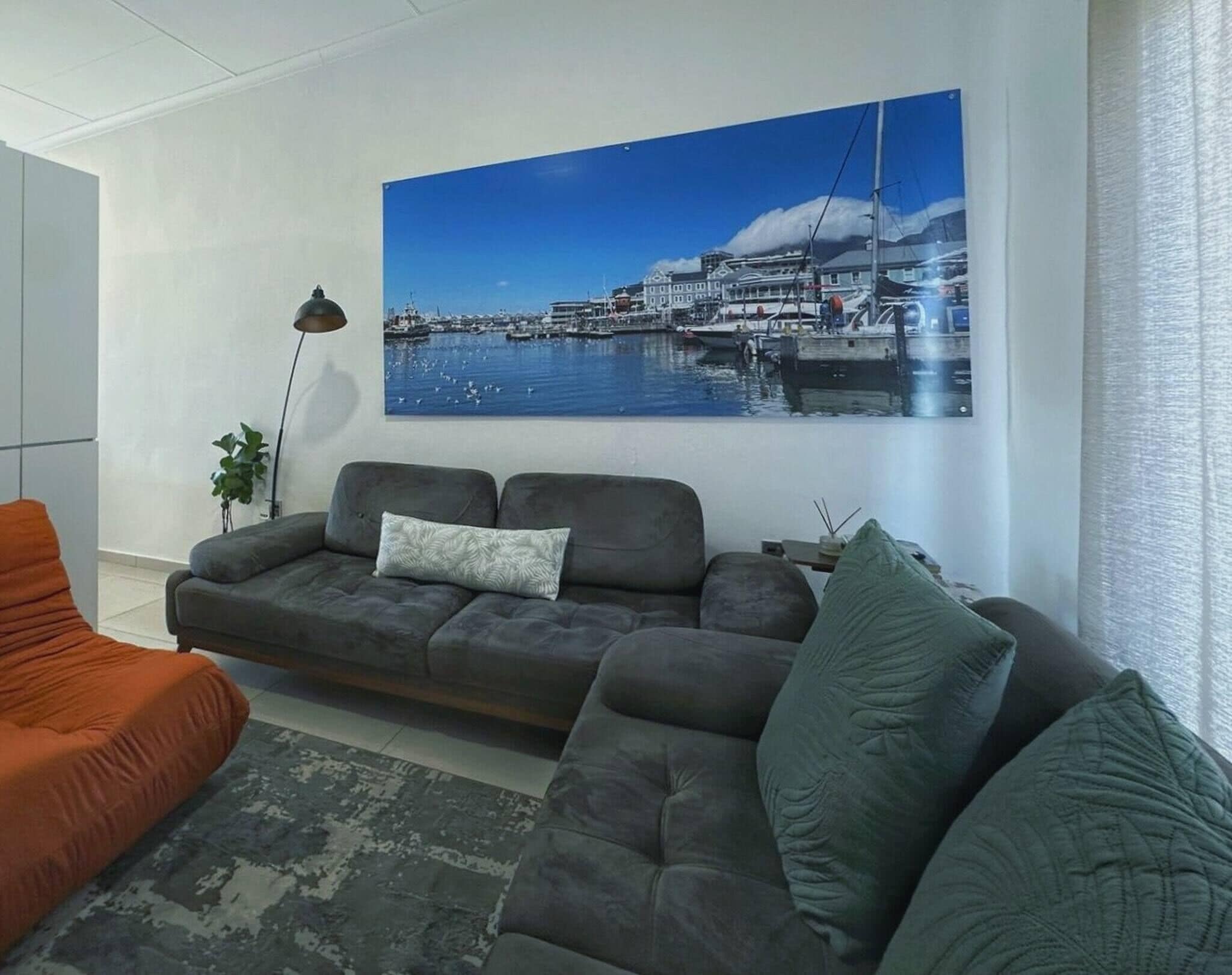 Apartment, 1 Bedroom, Balcony, City View | Living area