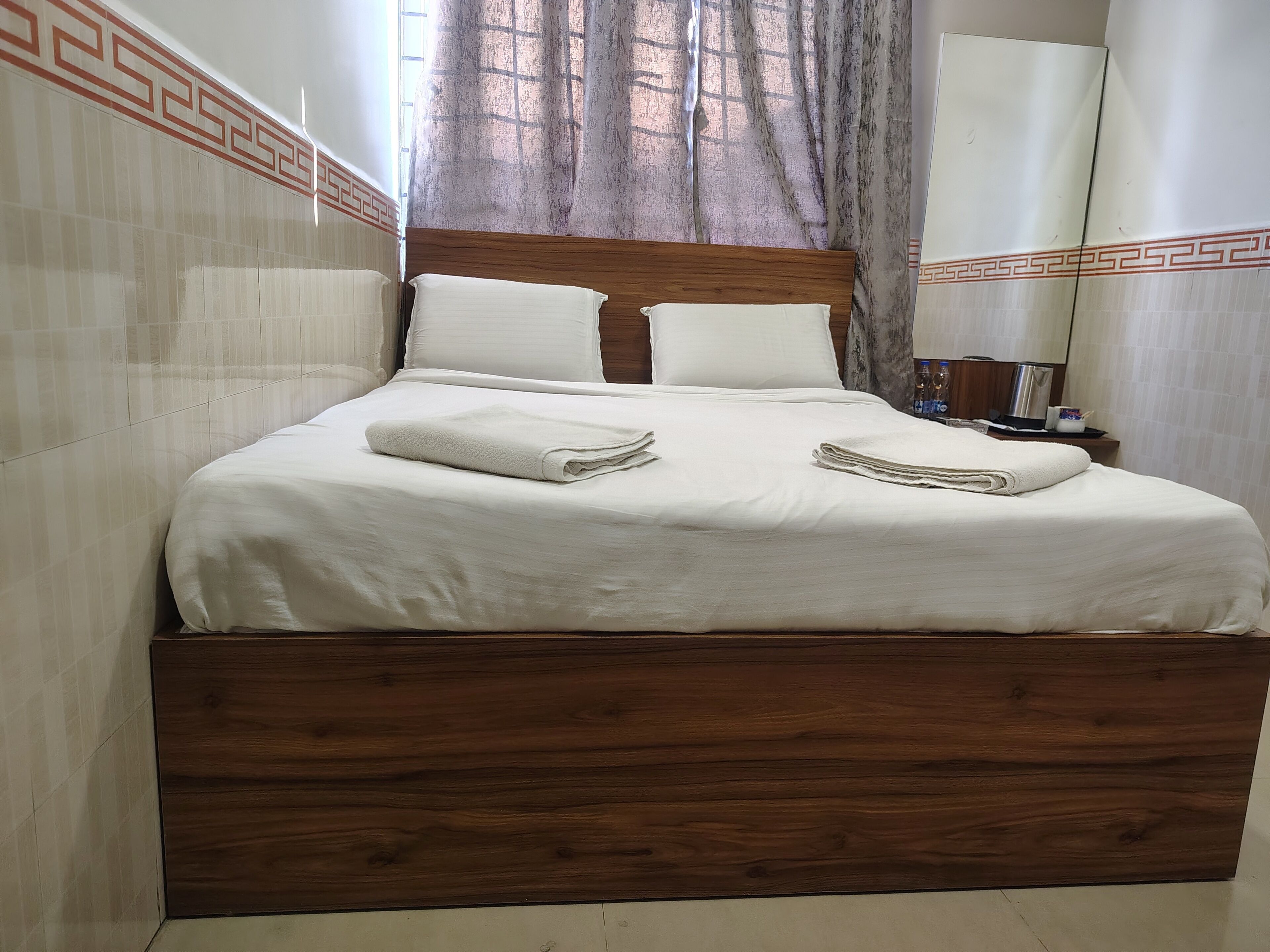 Habitación Deluxe | Escritorio, espacio para trabajar con laptop y wifi gratis 