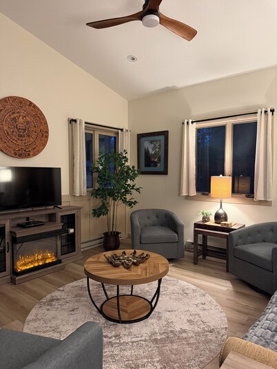 Brand new lakefront 2bed 2bath home private beach. Perfect vacation getaway!