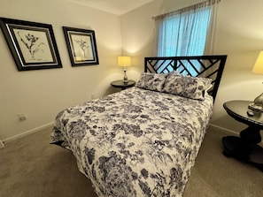 2 Schlafzimmer, Bügeleisen/Bügelbrett, WLAN, Bettwäsche