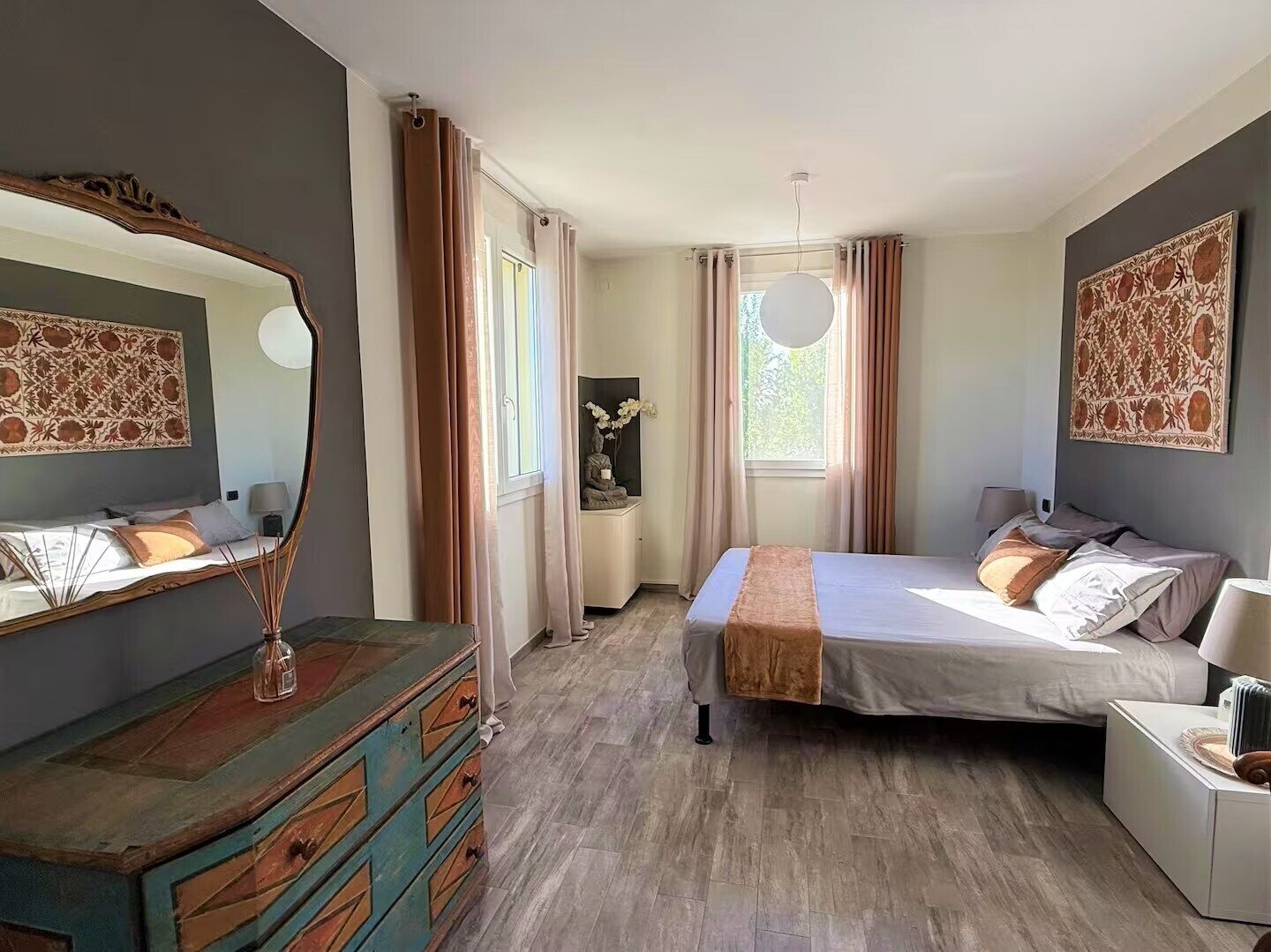 2 bedrooms, iron/ironing board, free WiFi, bed sheets