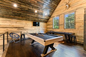 Spielezimmer