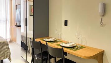 Apartment | Tempat makan