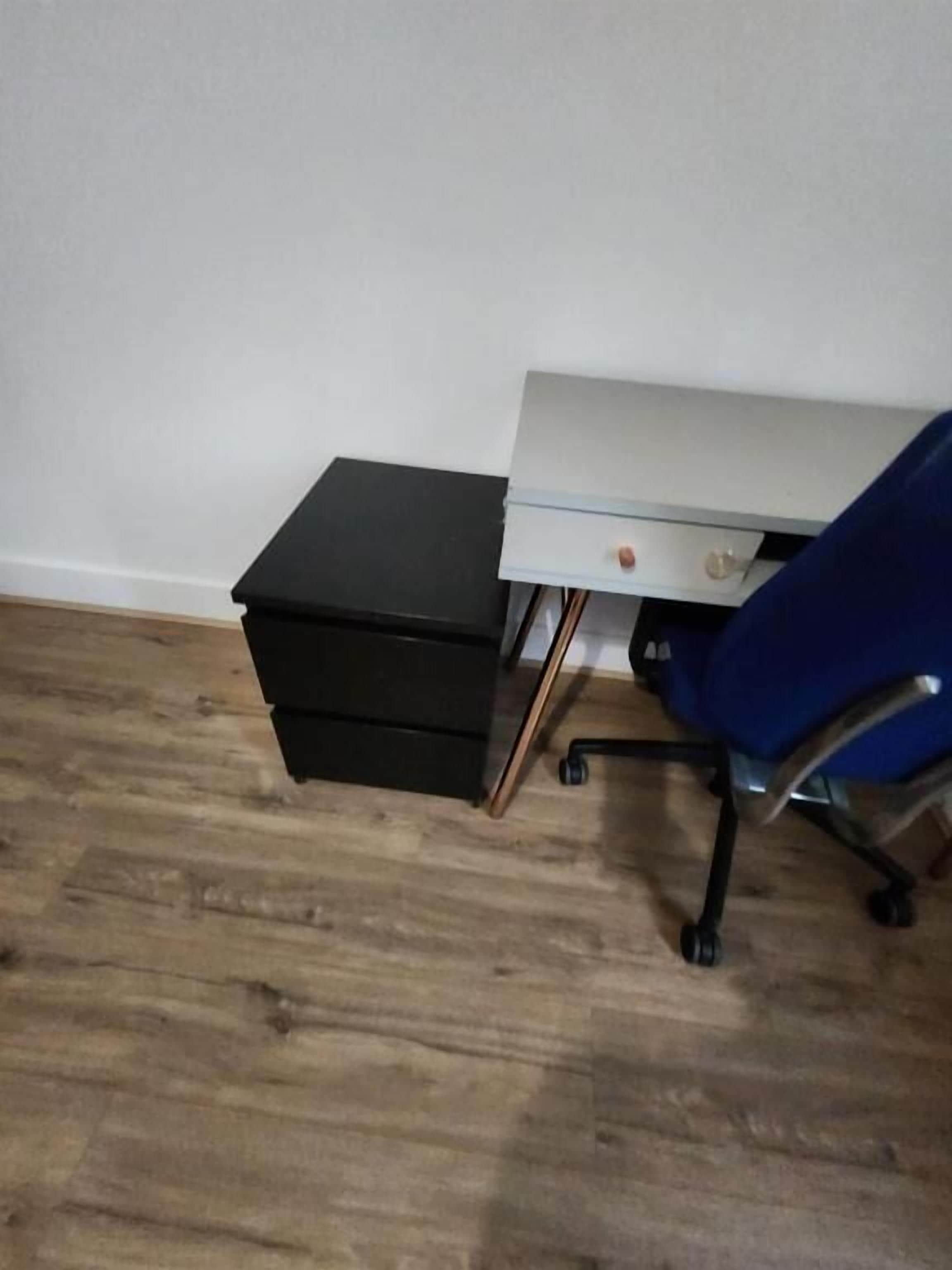 Deluxe Double Room, City View | Interior