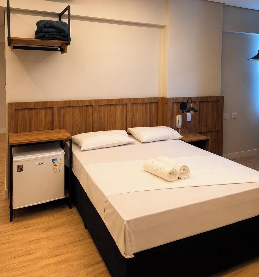 Classic Double Room | Laptop workspace, free WiFi