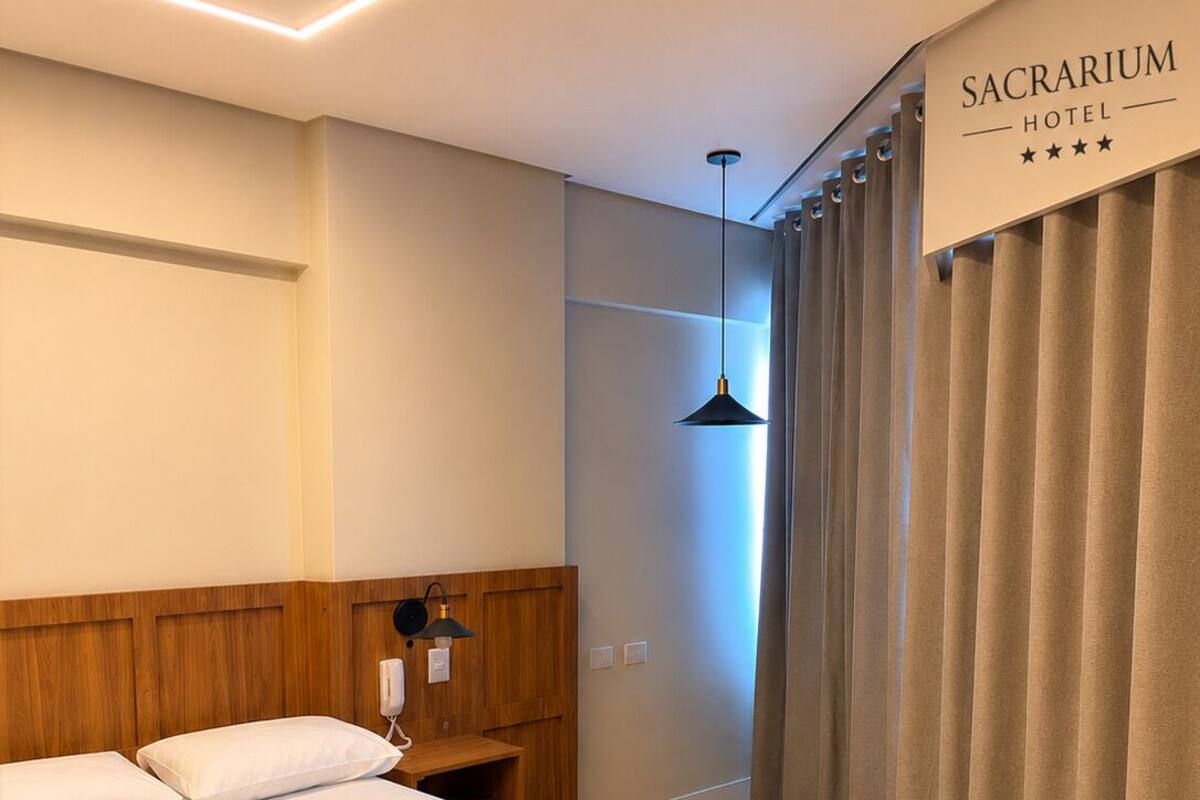 Classic Double Room | Laptop workspace, WiFi (free)