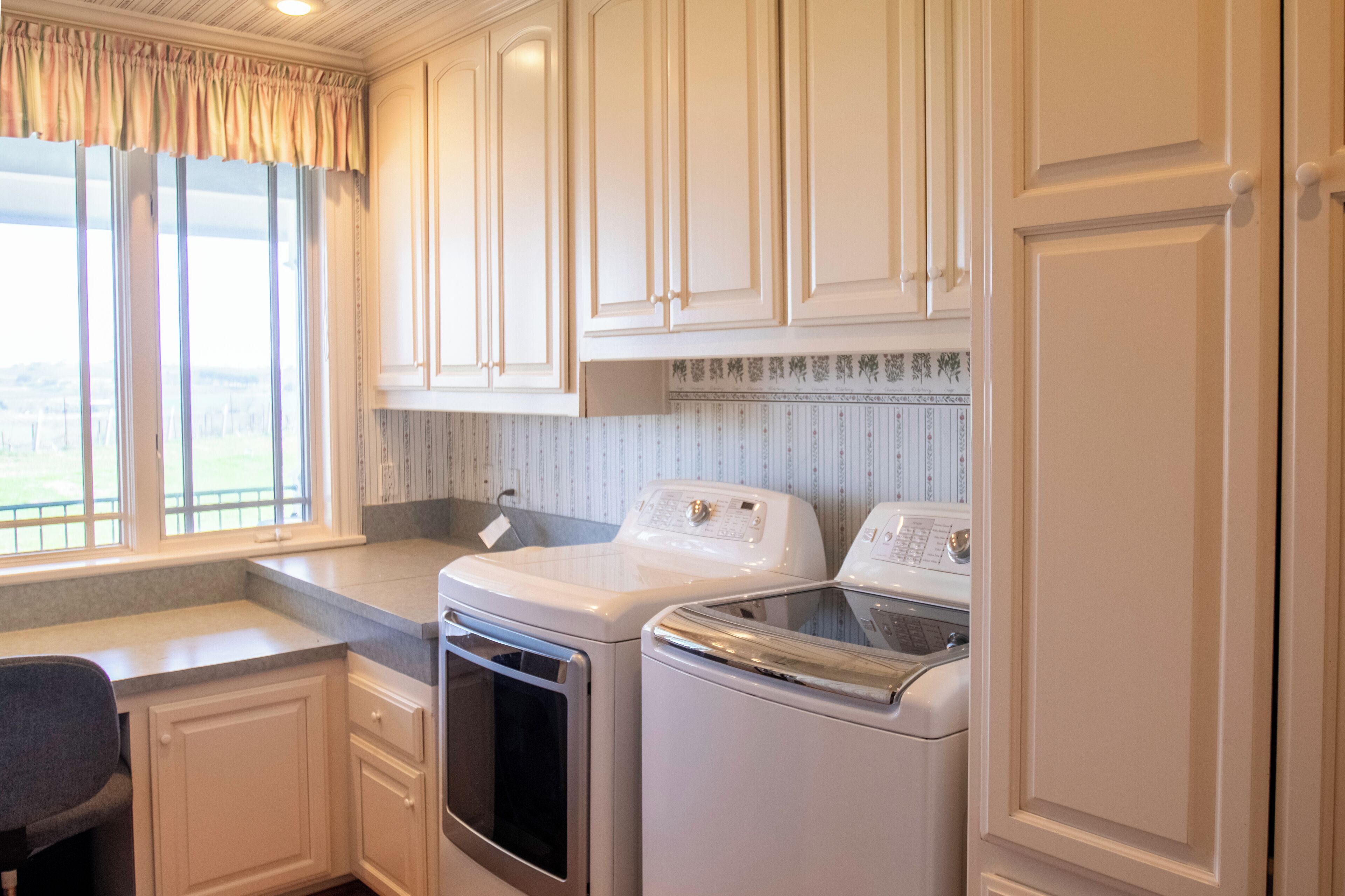 House, Multiple Beds, Patio, Garden View (Santellan Manor) | Private kitchen