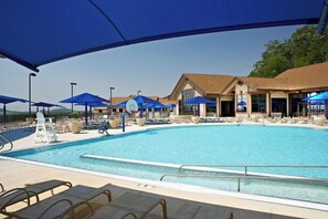 Pool - Golf Course Oasis·Hot Tub·Family Fun·Club Pool (Galena)