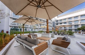 Unclassified image, 5 of 57, button - Free Housekeeping Visits During Your Stay - Stayshort - Contemporary 1 Bedroom Sleeps 4 in JVC (Dubai)