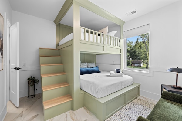 WiFi (free), bed sheets