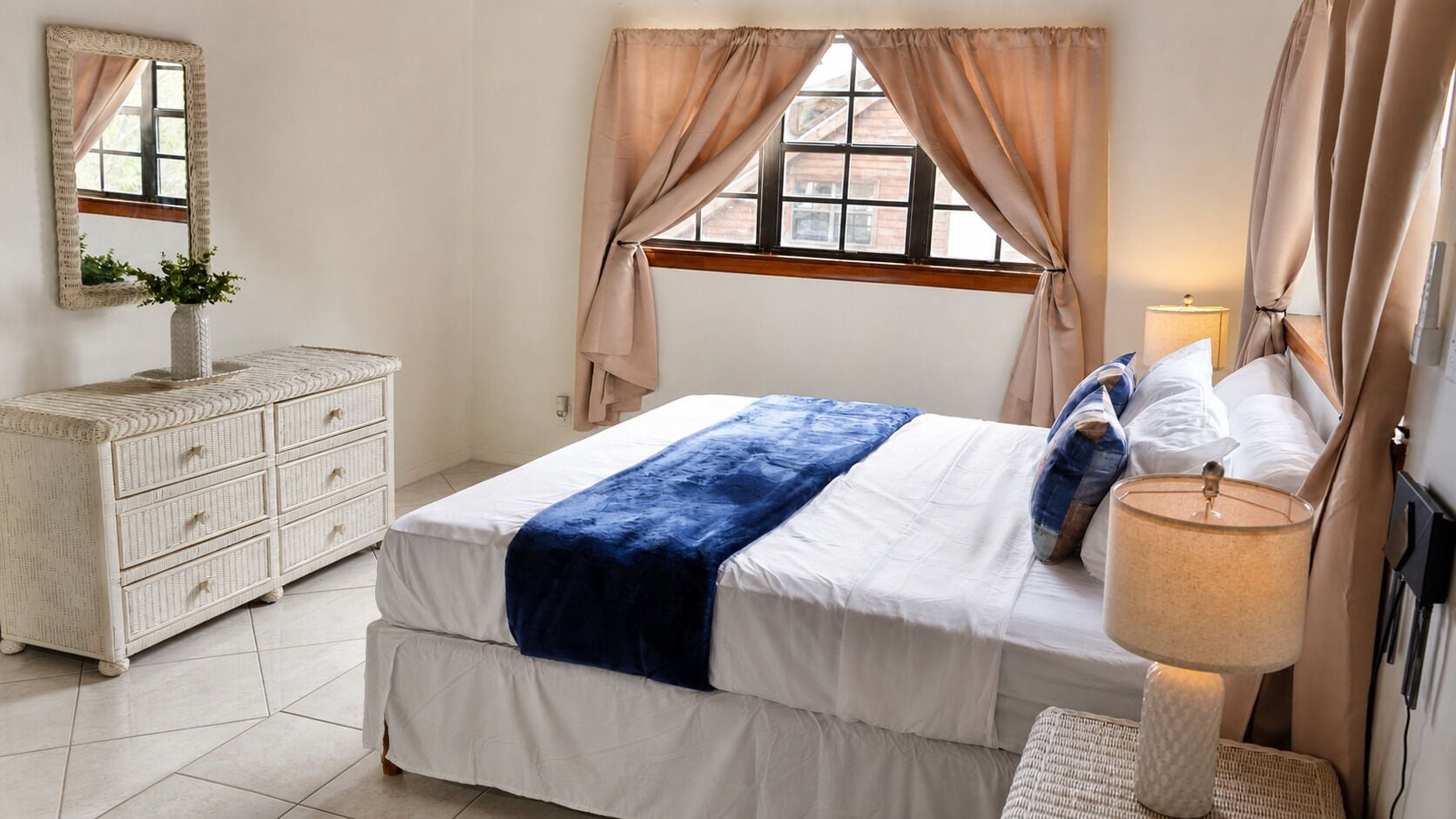 1 bedroom, iron/ironing board, WiFi (free), bed sheets