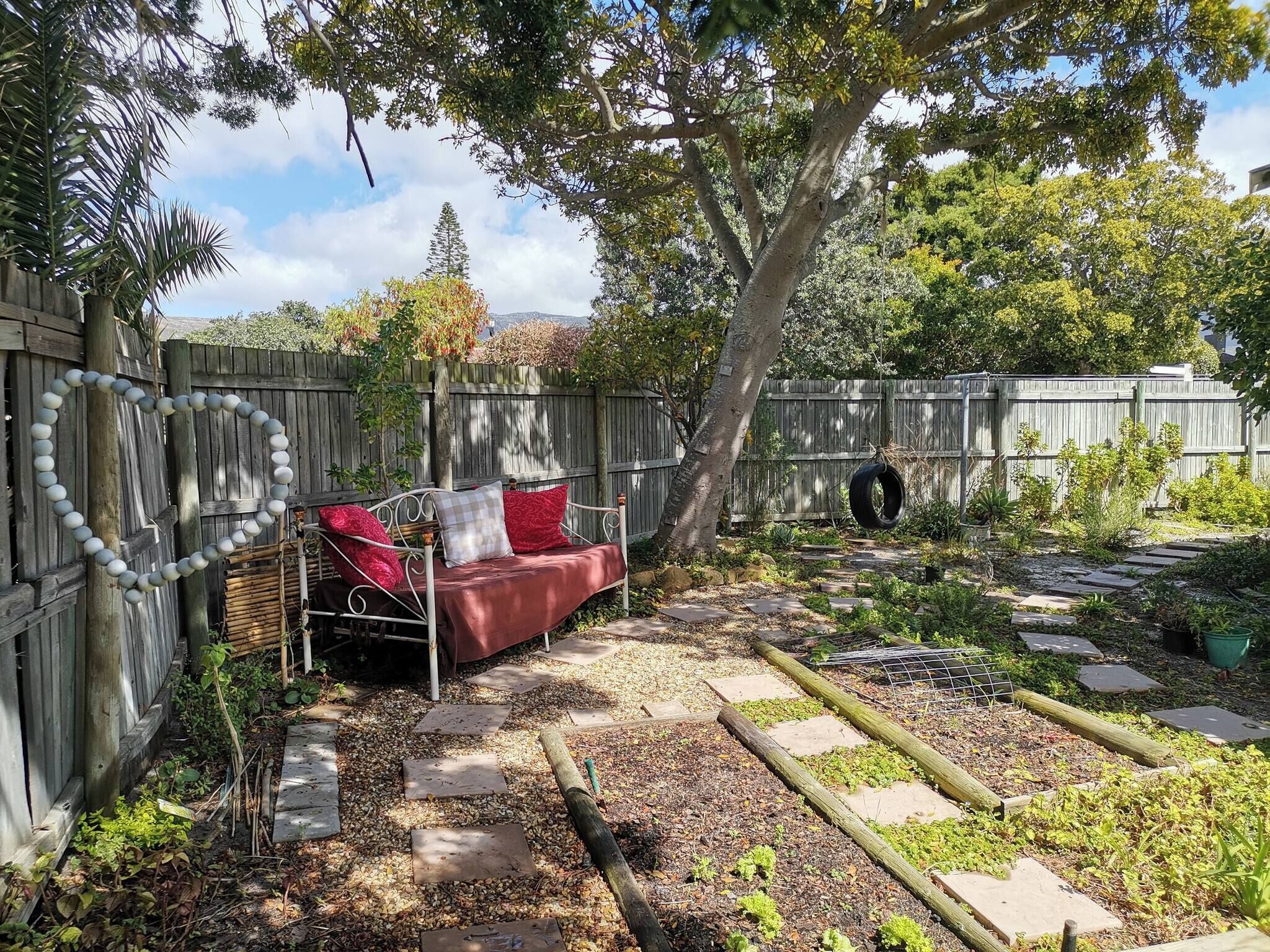 Maison, 2 chambres, piscine privée, vue sur le jardin | Vue depuis l’hébergement 