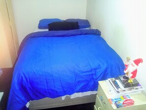 Shared Dormitory, 1 Bedroom, Fireplace - Room-cozy Private Room Near Everything (Sittingbourne)