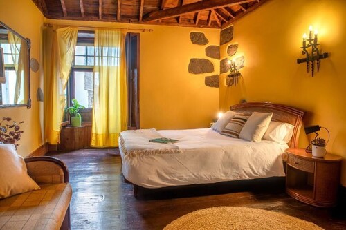 Tulia Guesthouse & Coworking