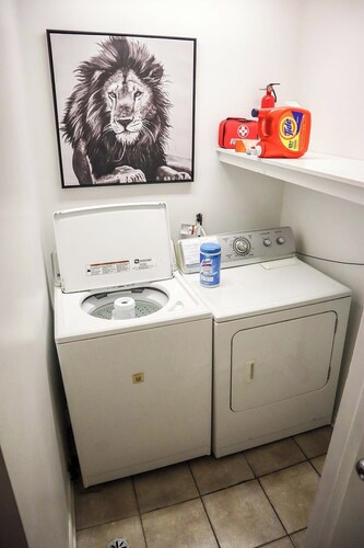 Full apartment in Gatineau, 10 min drive to Ottawa