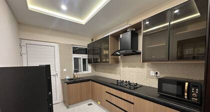Khaira Gali Stay 2BR Apartment Sleeps 6