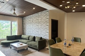 Departamento, vista a la montaña | Área de sala de estar