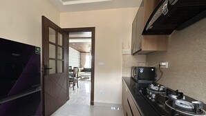 Apartemen, pemandangan gunung | Dapur pribadi