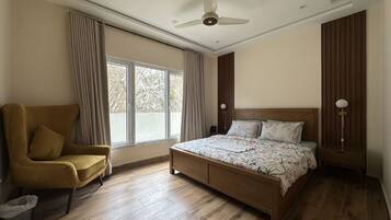 Apartment, Mountain View | Soundproofing, iron/ironing board (on request), free WiFi