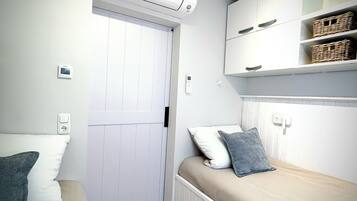 Bügeleisen/Bügelbrett, kostenloses WLAN, Bettwäsche