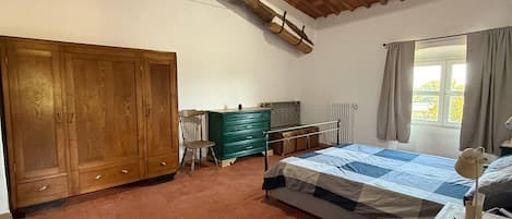 3 室のベッドルーム、WiFi、ベッドシーツ