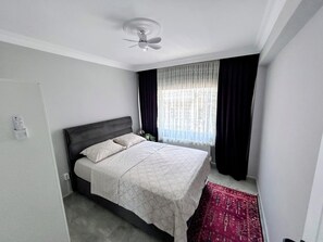 2 slaapkamers, een strijkplank/strijkijzer, wifi, beddengoed