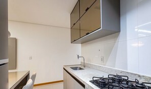 Unclassified image, 5 of 9, button - Studio in Condo. w/ AC in Setor Noroeste Pzs0000 (Brasília)