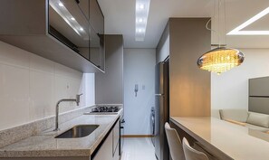 Unclassified image, 3 of 9, button - Studio in Condo. w/ AC in Setor Noroeste Pzs0000 (Brasília)
