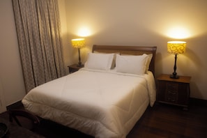 Habitación estándar con 1 cama doble o 2 individuales | Wifi gratis