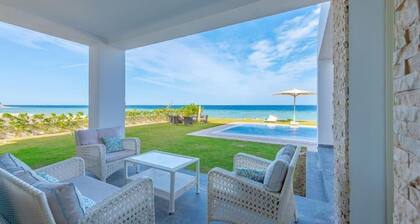 Royal Villa on the beach