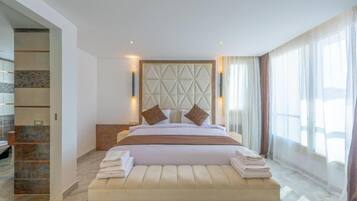 6 chambres, fer et planche à repasser, accès Internet, draps fournis