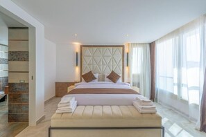 6 Schlafzimmer, Bügeleisen/Bügelbrett, Internetzugang, Bettwäsche