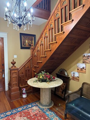 Interior - Magnolia Manor is a beautiful property and close to everything! (Chapin)