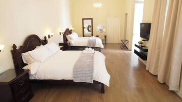 Deluxe Double Room | In-room safe, desk, laptop workspace, free WiFi