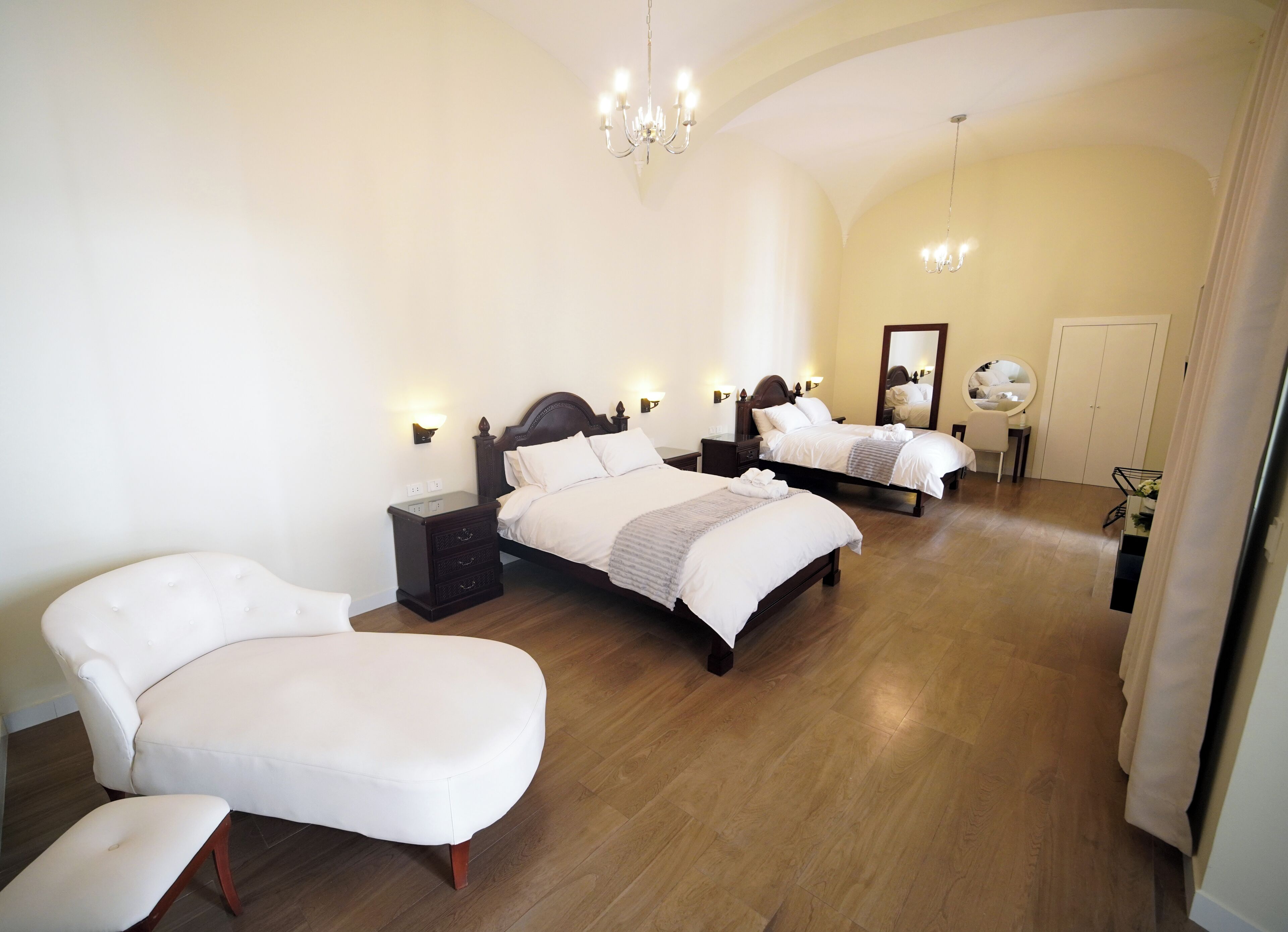 Deluxe Double Room | In-room safe, desk, laptop workspace, free WiFi
