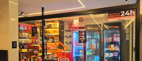 Apartment | Gift shop