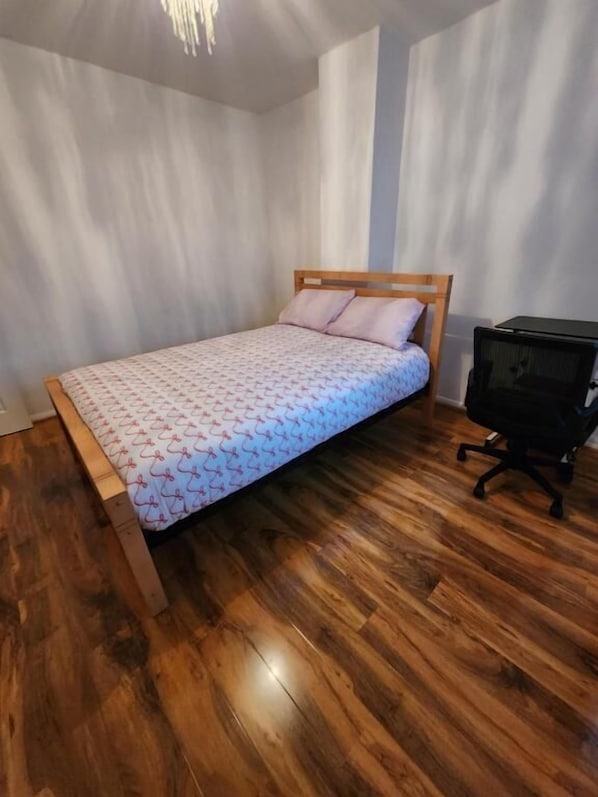 Habitación doble Deluxe, vista al jardín | Insonorización y wifi gratis
