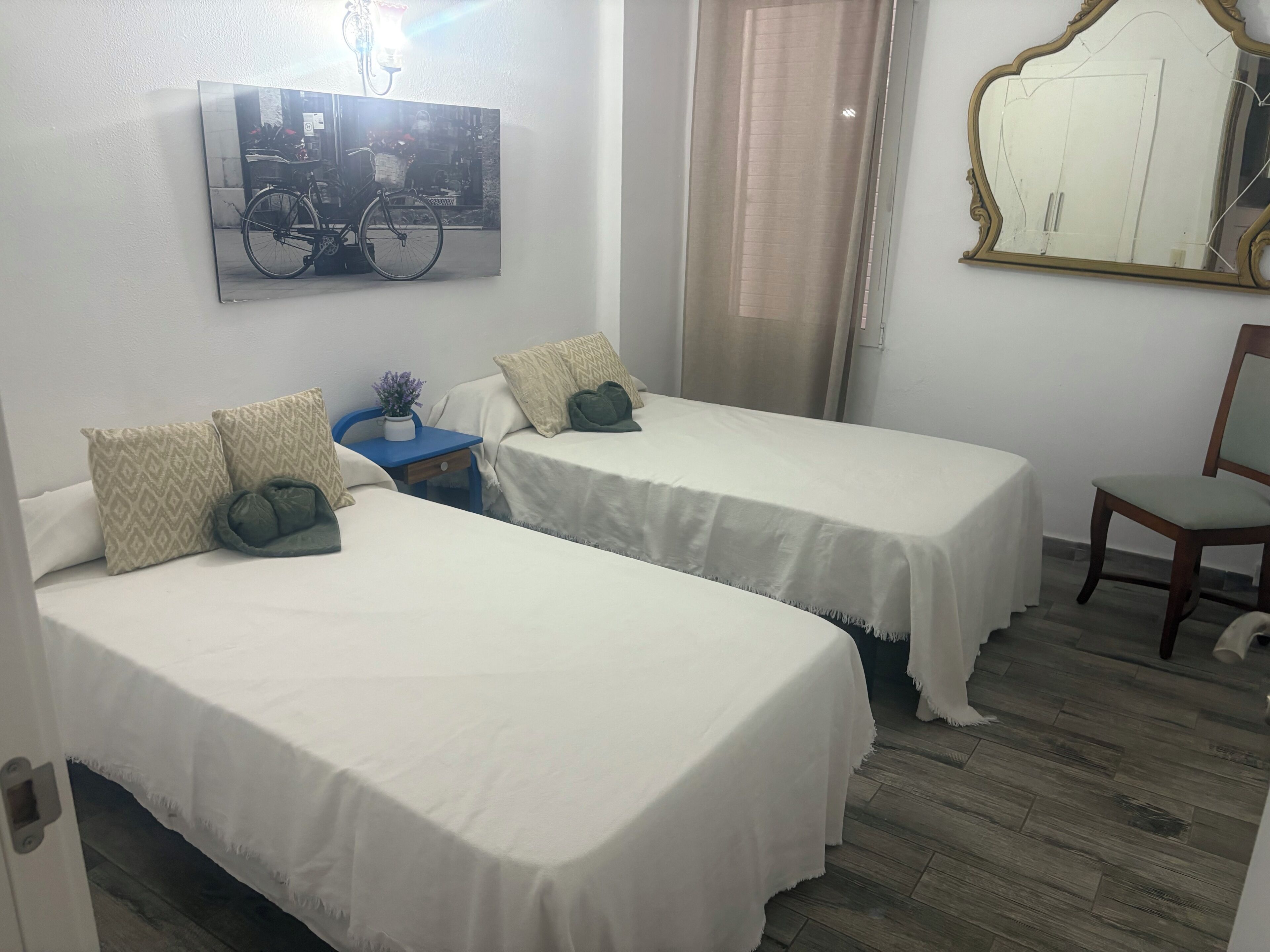 2 bedrooms, bed sheets