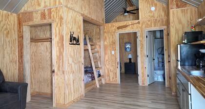 The Crappie Cabin #5
When a tent just won't do!